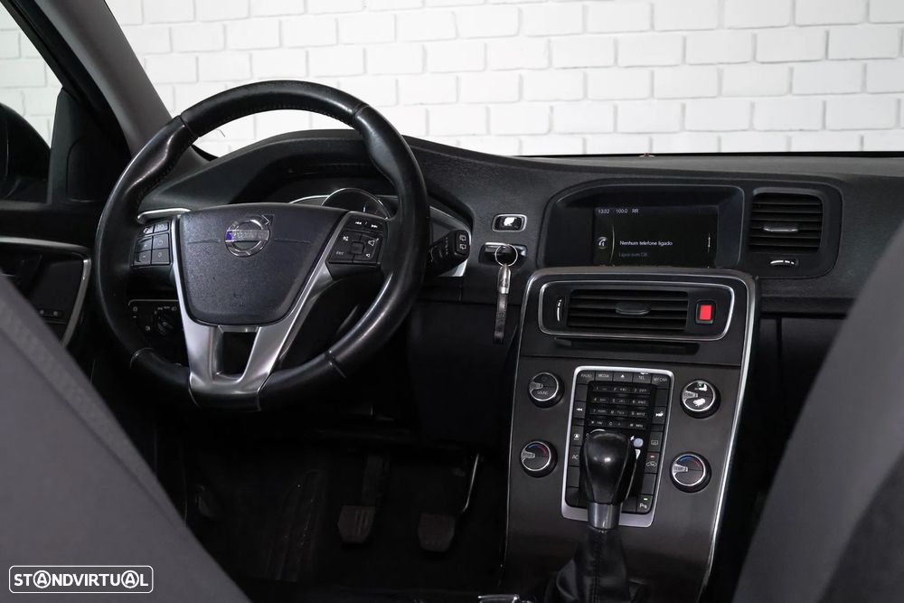 Volvo V60 1.6 D2 Drive Momentum Start/Stop - 14