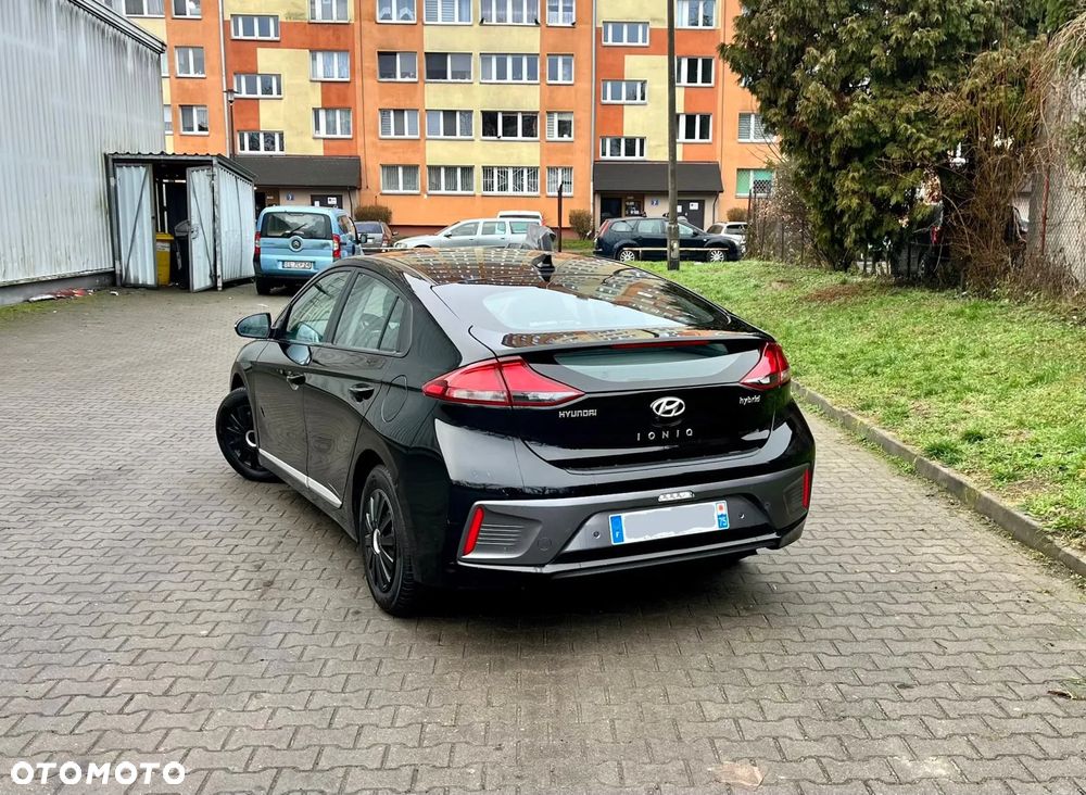 Hyundai IONIQ Hybrid Business - 6