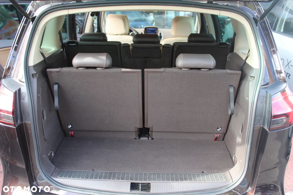 Opel Zafira - 18