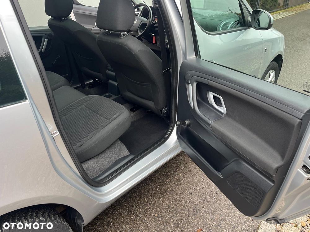 Skoda Roomster 1.6 16V - 15