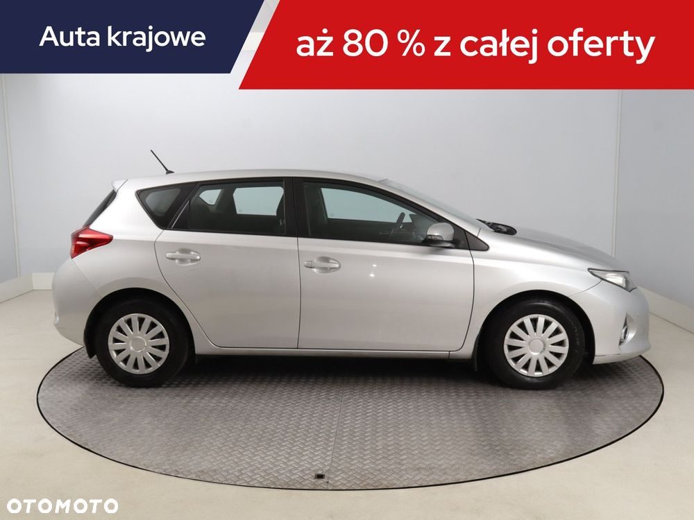 Toyota Auris - 8