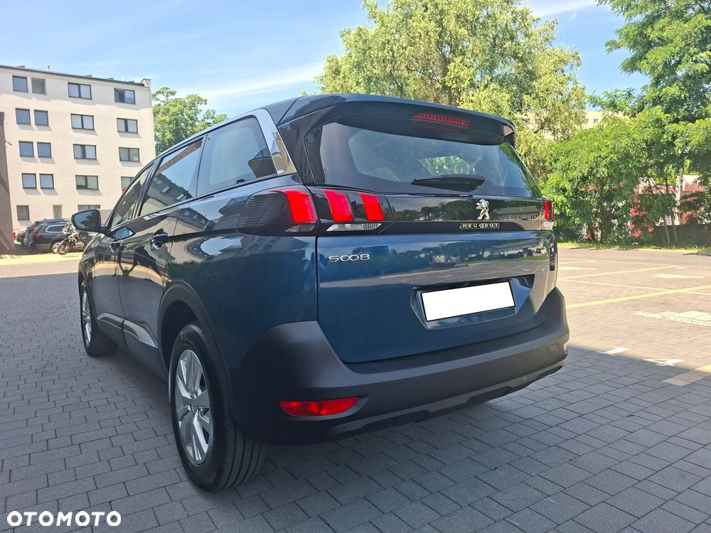 Peugeot 5008 - 16