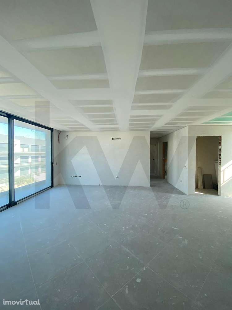 Pederneira | Nazaré :: Apartamento T2 com Piscina no Rooftop e vistas - Grande imagem: 2/40