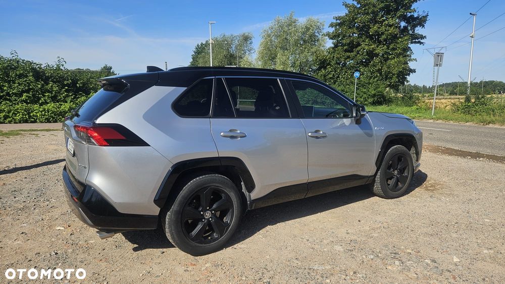 Toyota RAV4 - 7