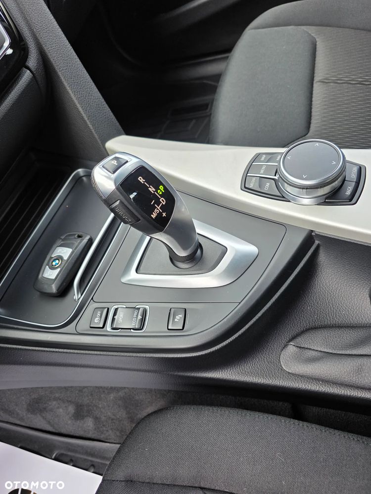 BMW Seria 3 - 30