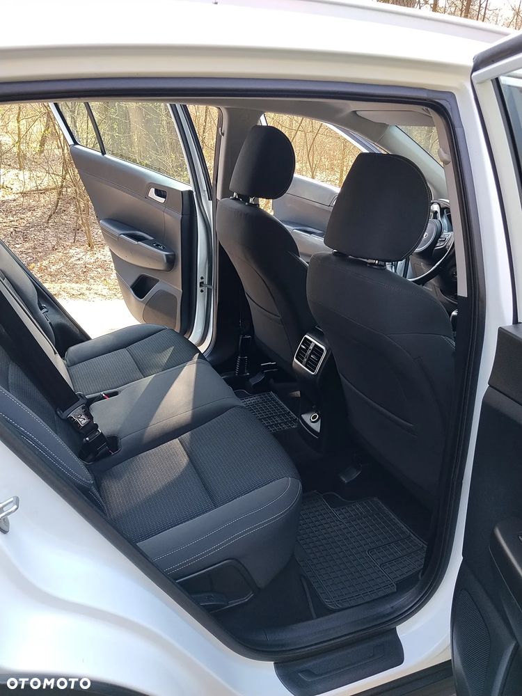 Kia Sportage 1.6 GDI 2WD DREAM-TEAM EDITION - 14