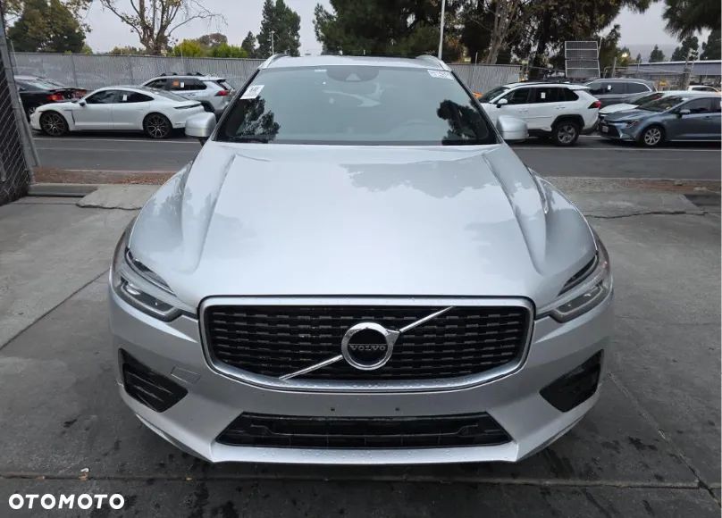 Volvo XC 60 T6 AWD R-Design - 2