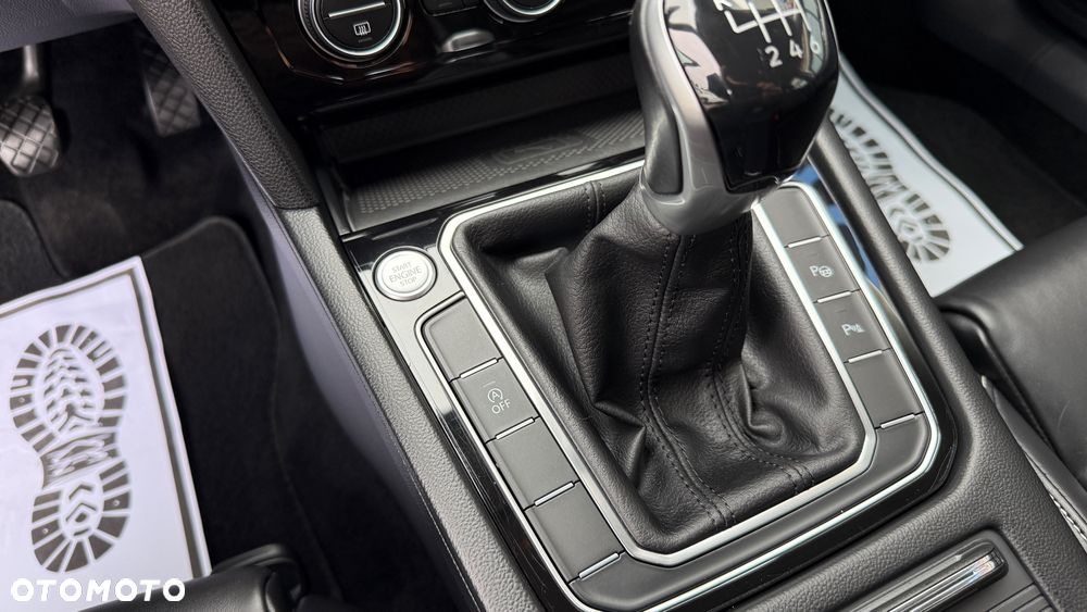 Volkswagen Passat 2.0 TDI (BlueMotion Technology) Trendline - 36