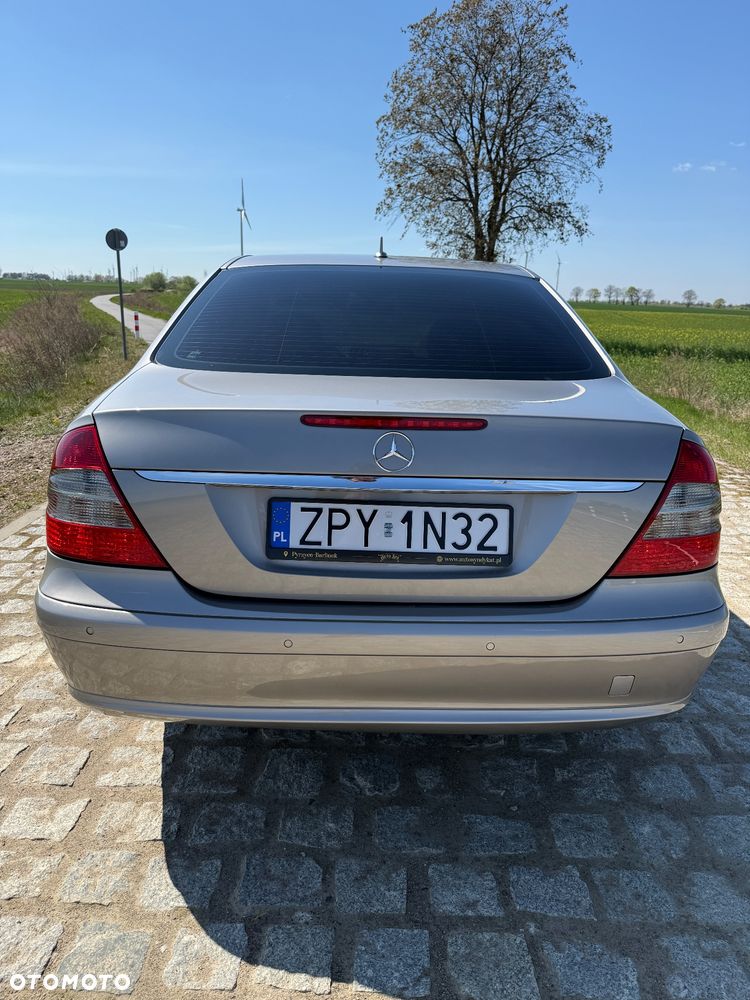 Mercedes-Benz Klasa E - 11