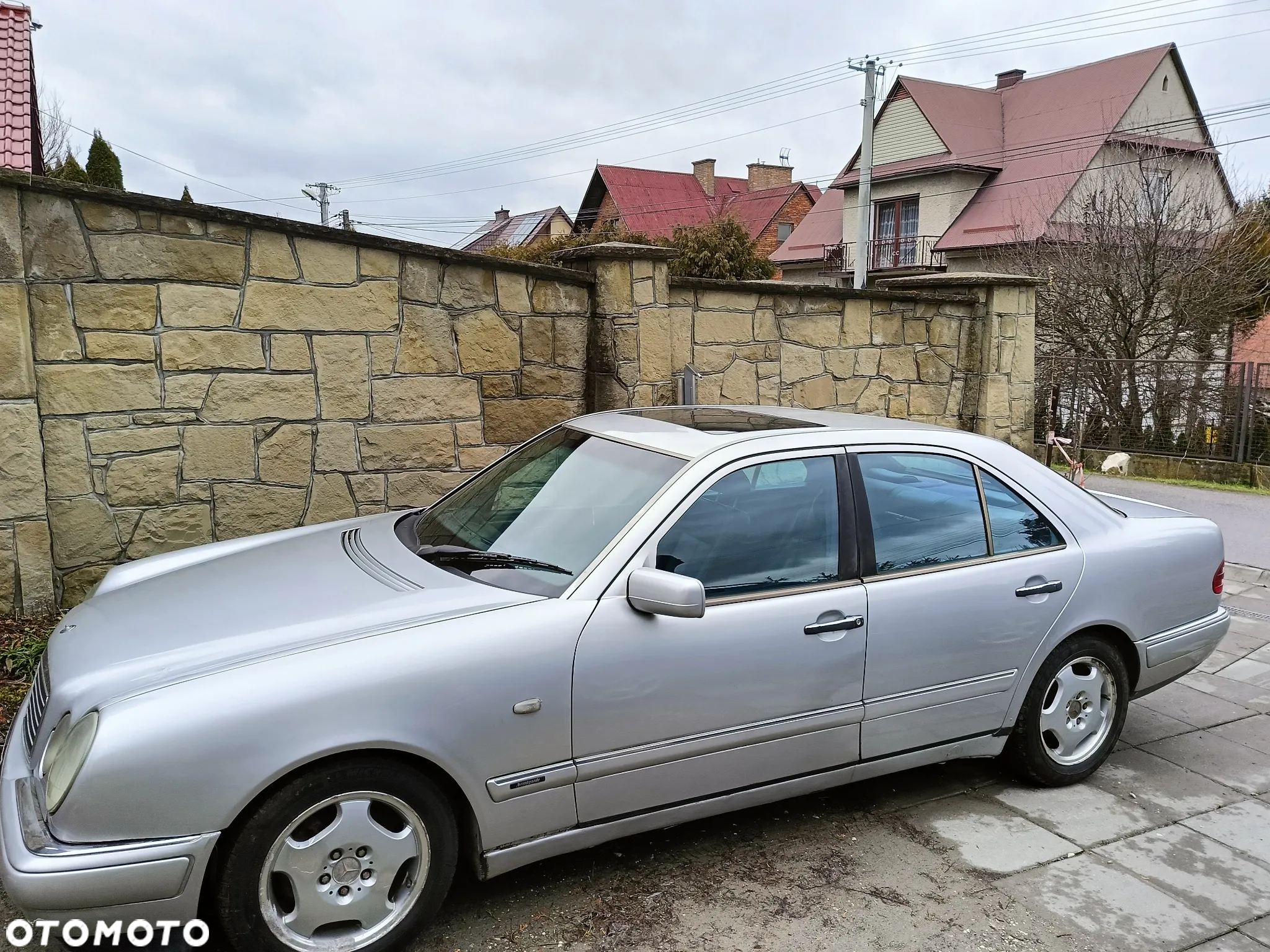 Mercedes-Benz Klasa E 250 TD Elegance - 2