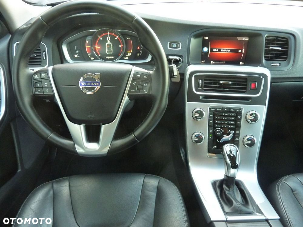 Volvo V60 - 18