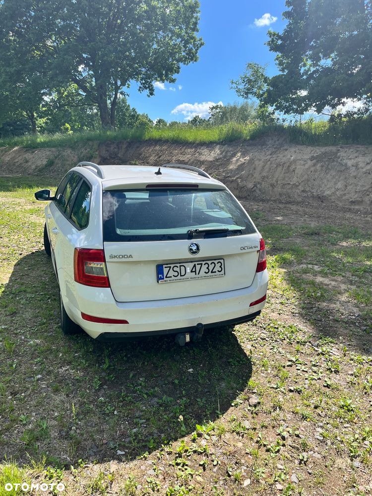 Skoda Octavia 2.0 TDI Joy DSG - 5