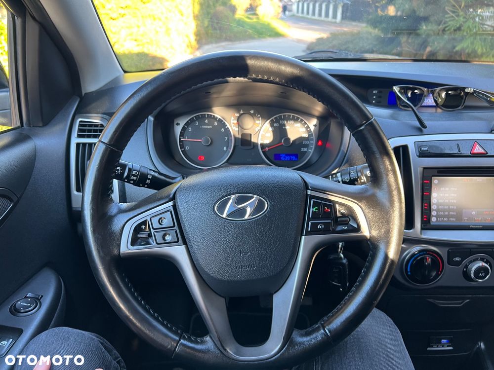 Hyundai i20 1.25 Classic + - 9