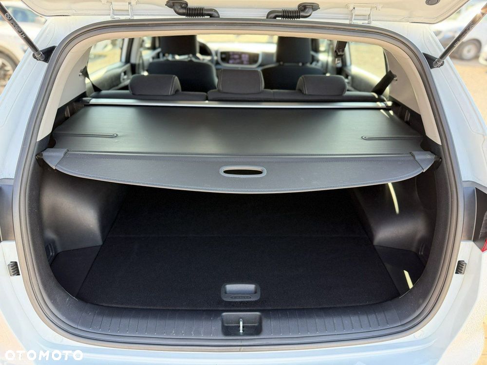 Kia Sportage 1.6 GDI L Business Line 2WD - 29