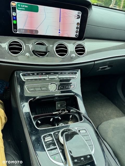 Mercedes-Benz Klasa E 220 d 4-Matic Business Edition 9G-TRONIC - 24