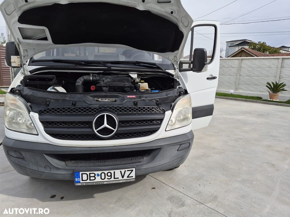 Mercedes-Benz Sprinter - 6