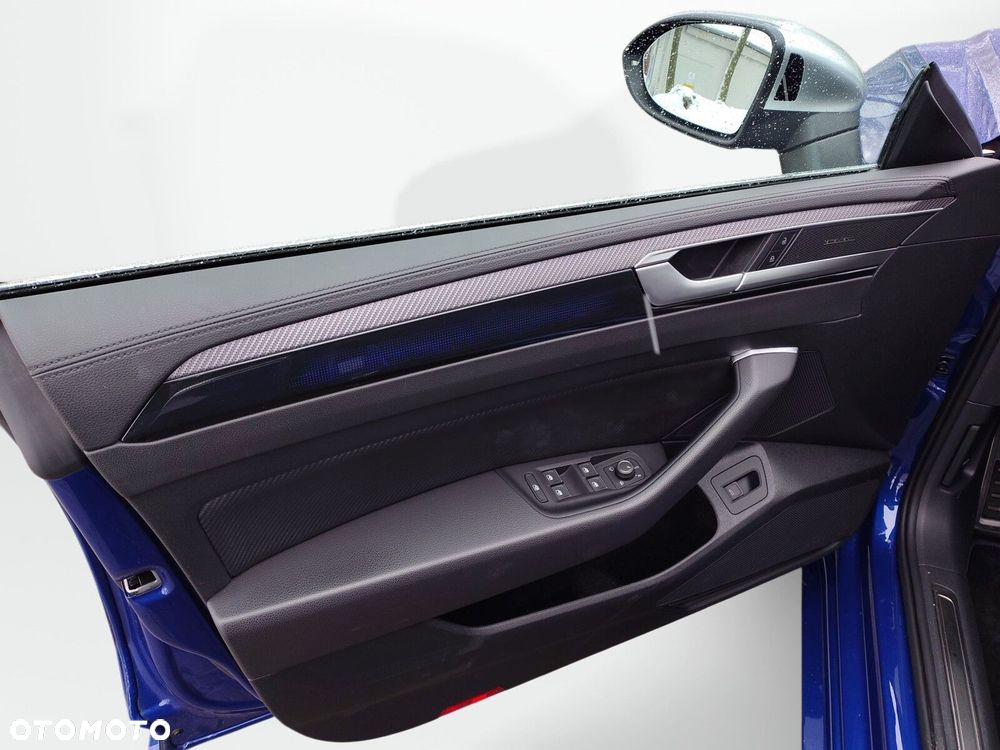 Volkswagen Arteon 2.0 TSI 4Motion R DSG - 11