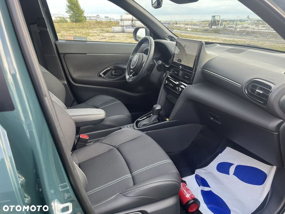 Toyota Yaris Cross Hybrid 1.5 Executive - 10