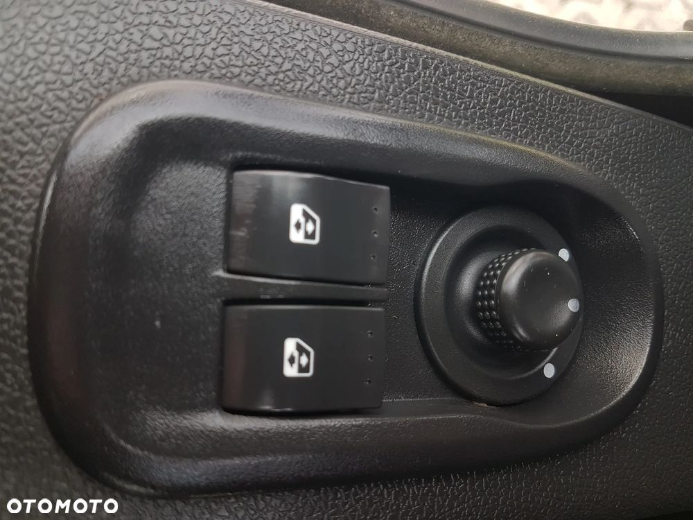 Renault MASTER KONTENER 8EP 4,21x2,23x2,22 KLIMA KRAJOWY MANUAL  6-BIEGÓW - 8