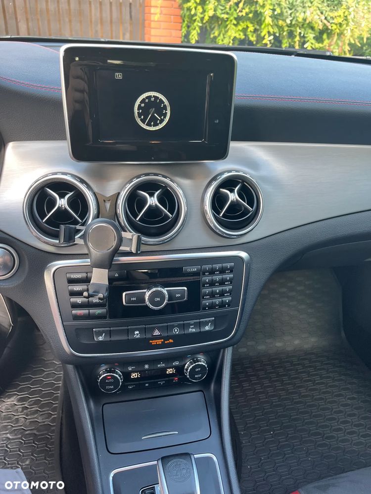Mercedes-Benz GLA 45 AMG 4-Matic Edition 1 - 23