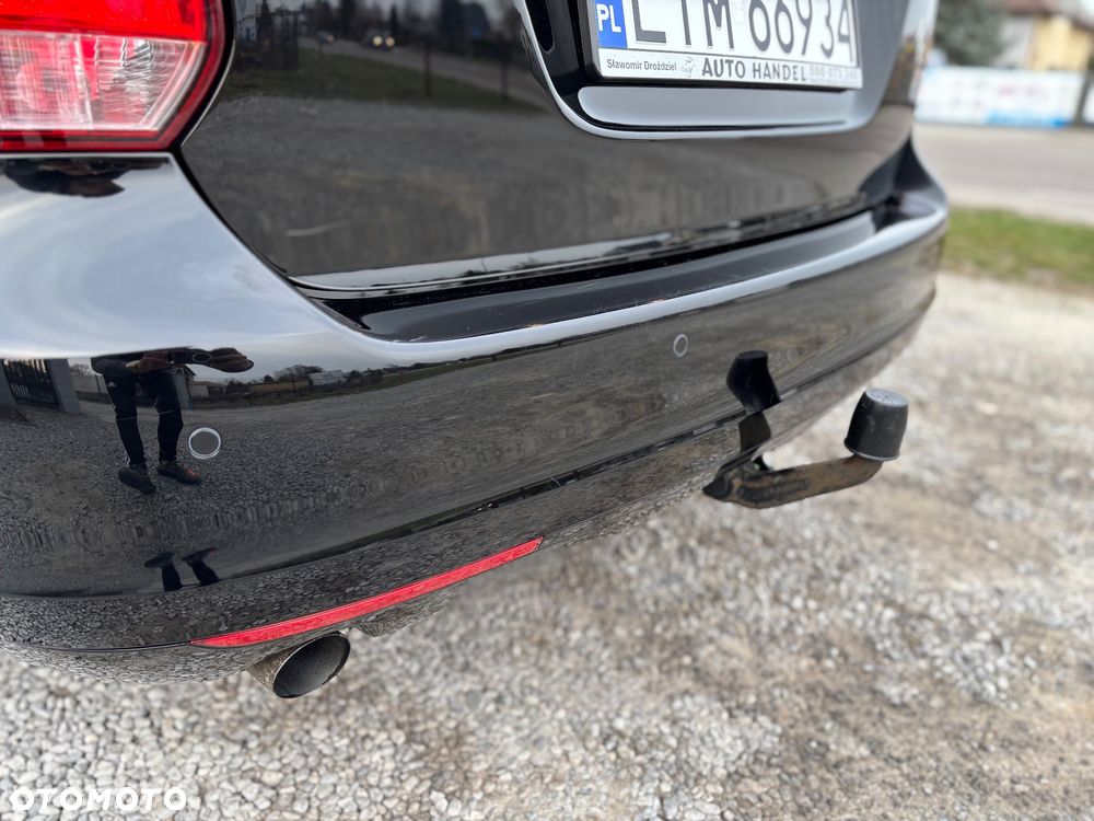 Volkswagen Golf - 22