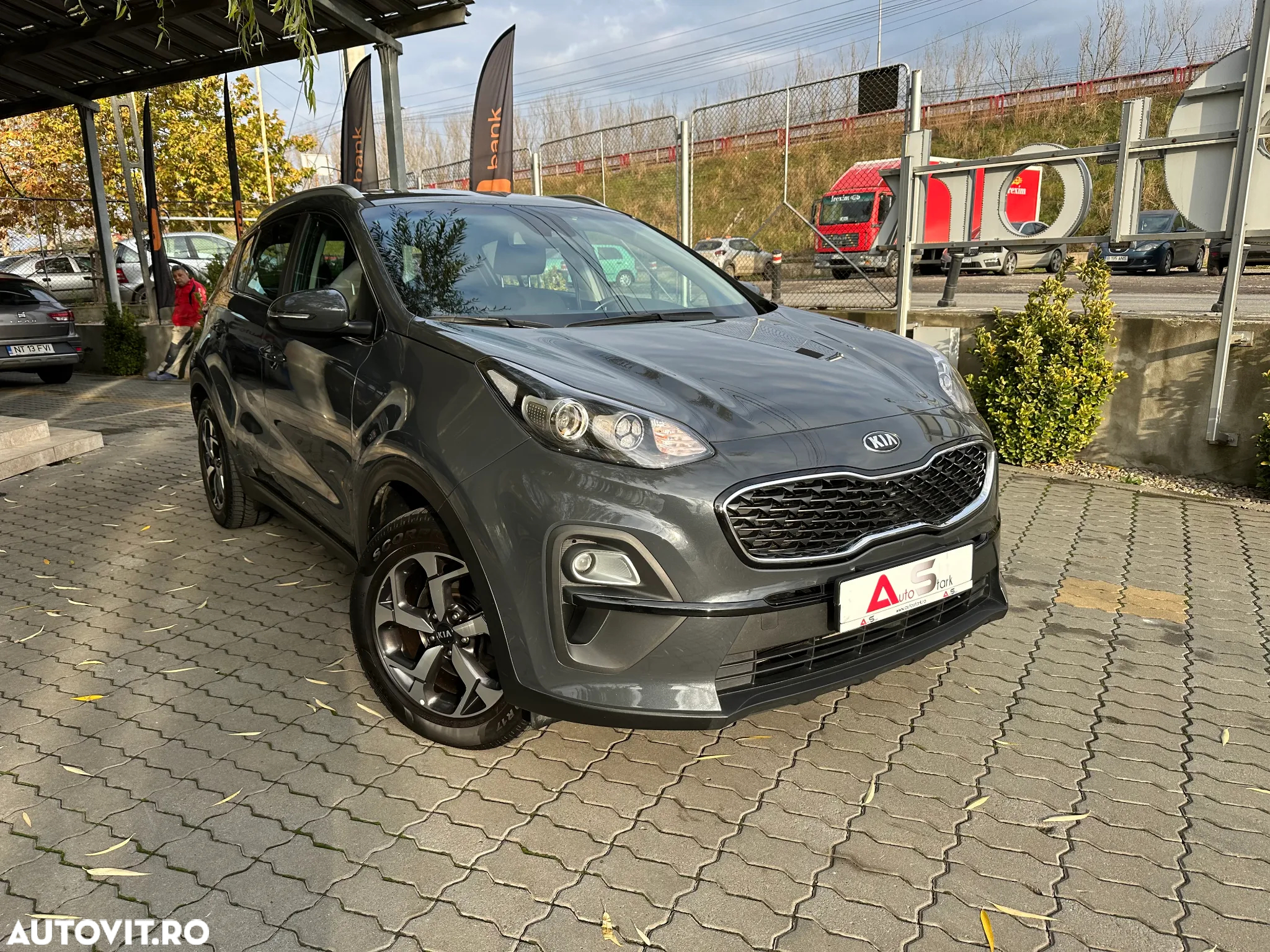 Kia Sportage 1.6 DSL MHEV 7DCT HP 4x2 Business Line - 3