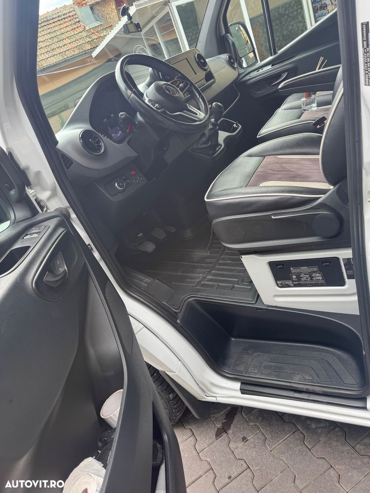 Mercedes-Benz Sprinter - 12