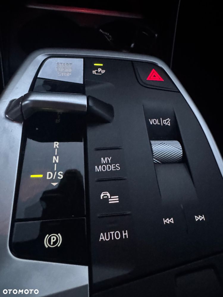 BMW Seria 2 218i - 30