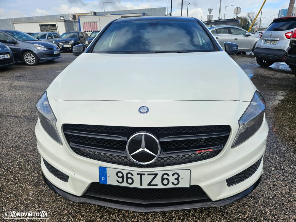 Mercedes-Benz A 180 CDI AMG Line - 12