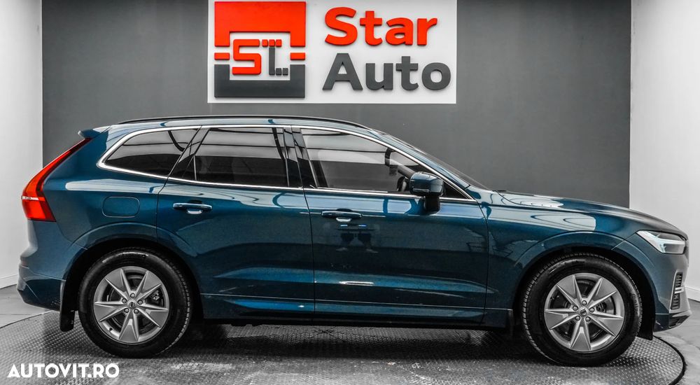 Volvo XC 60 B4 MHEV AWD Momentum Pro - 11