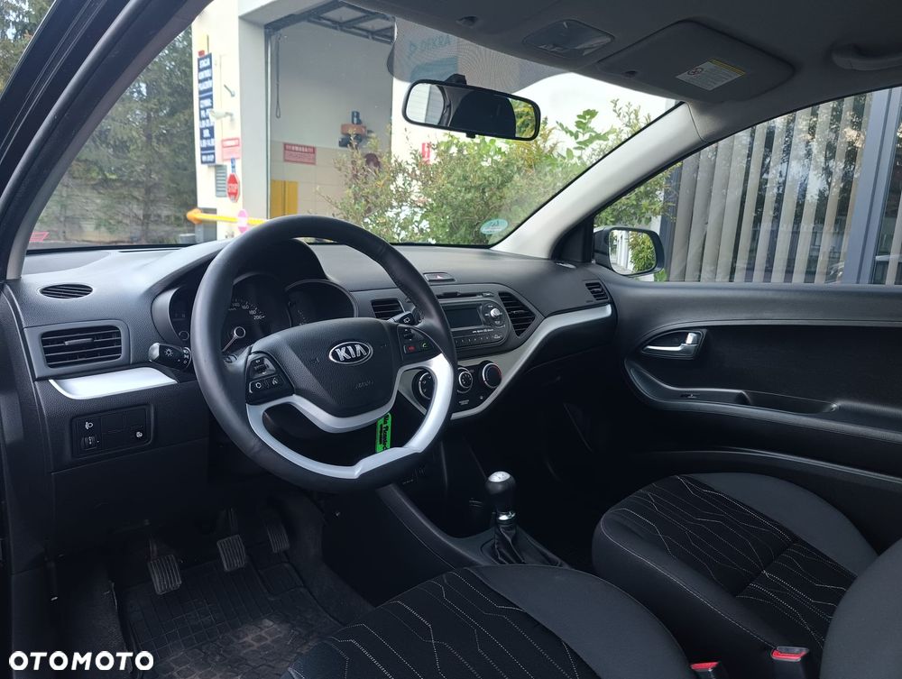Kia Picanto 1.0 Dream Team Edition - 12