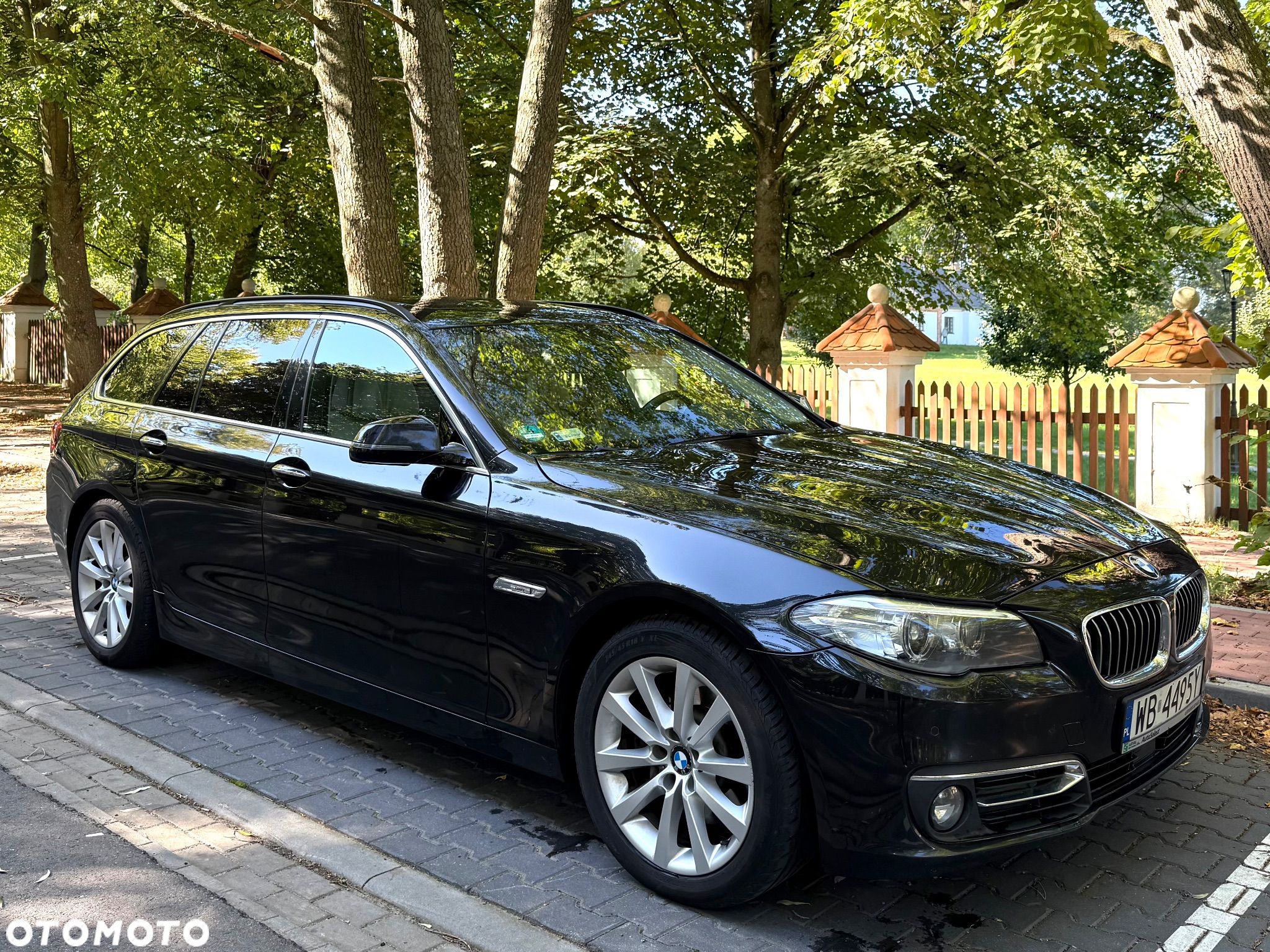 BMW Seria 5 525d Touring Luxury Line - 1