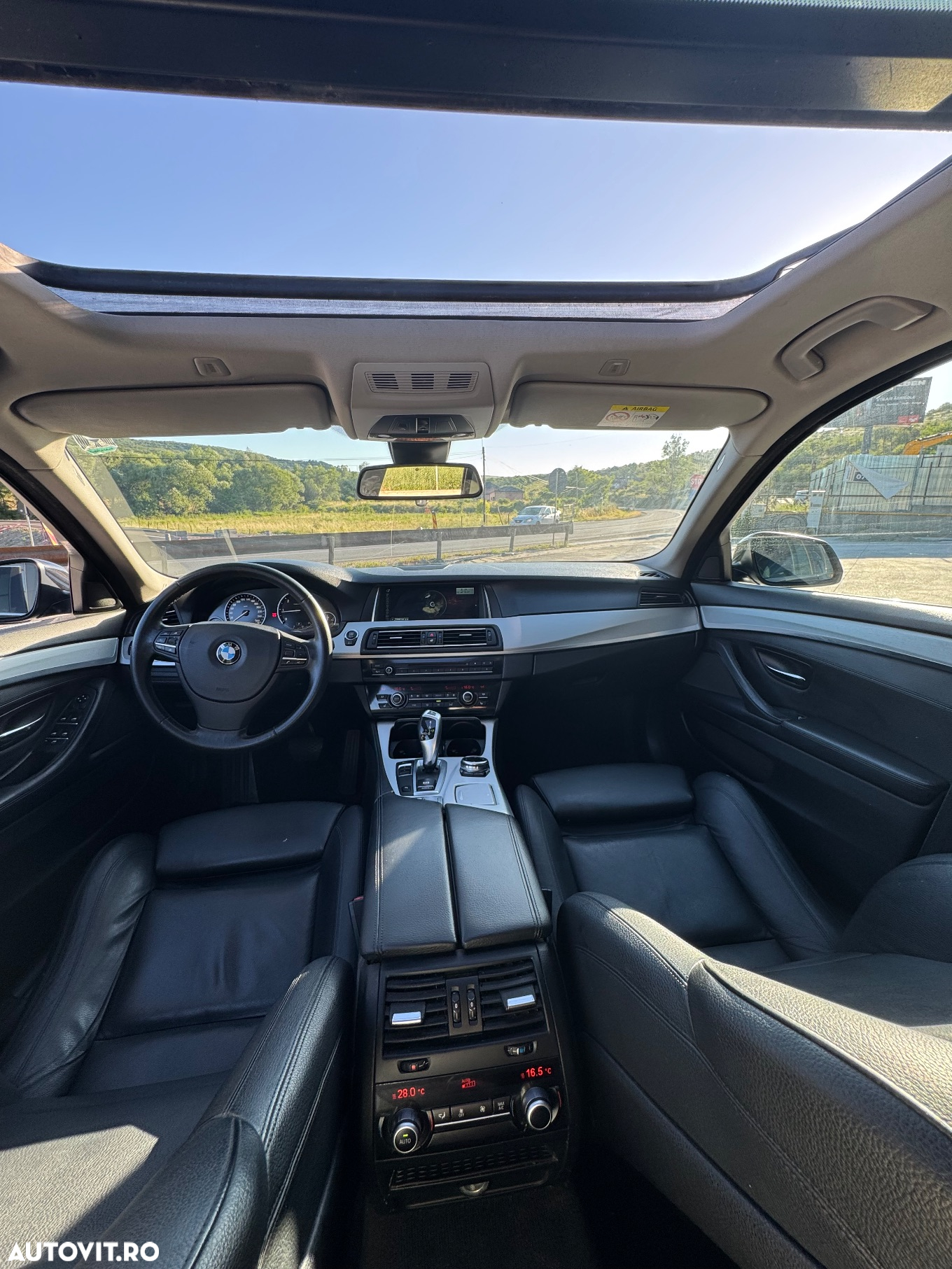 BMW Seria 5 520d Touring Aut. - 11