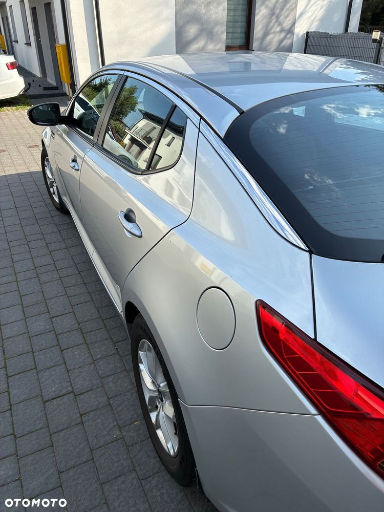 Kia Optima 2012 photo 5