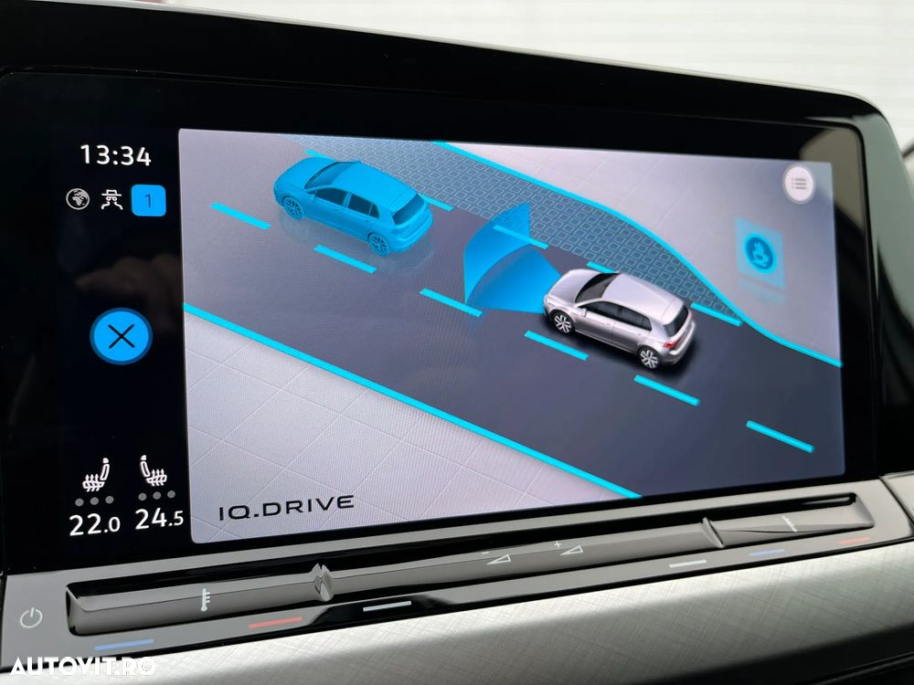 Volkswagen Golf 1.0 eTSI DSG MHEV Life - 14