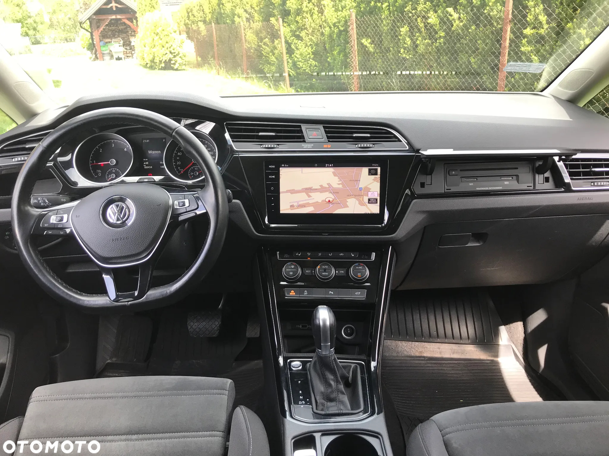 Volkswagen Touran 2.0 TDI BMT Highline DSG - 13