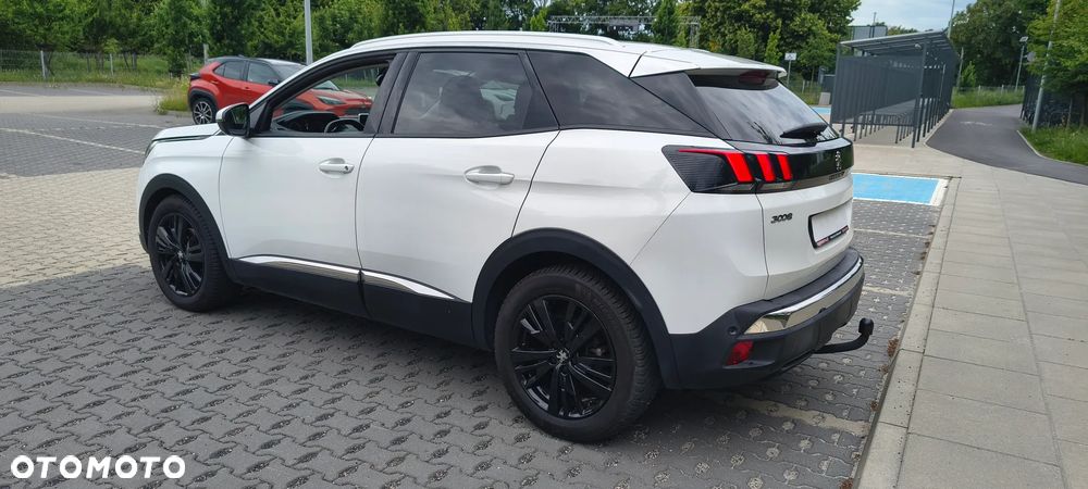 Peugeot 3008 1.2 PureTech Allure S&S EAT6 - 5