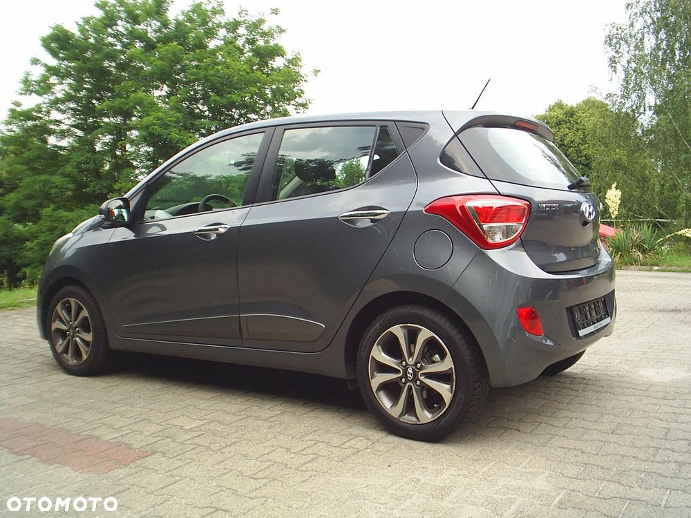 Hyundai i10 1.2 YES Silver - 4