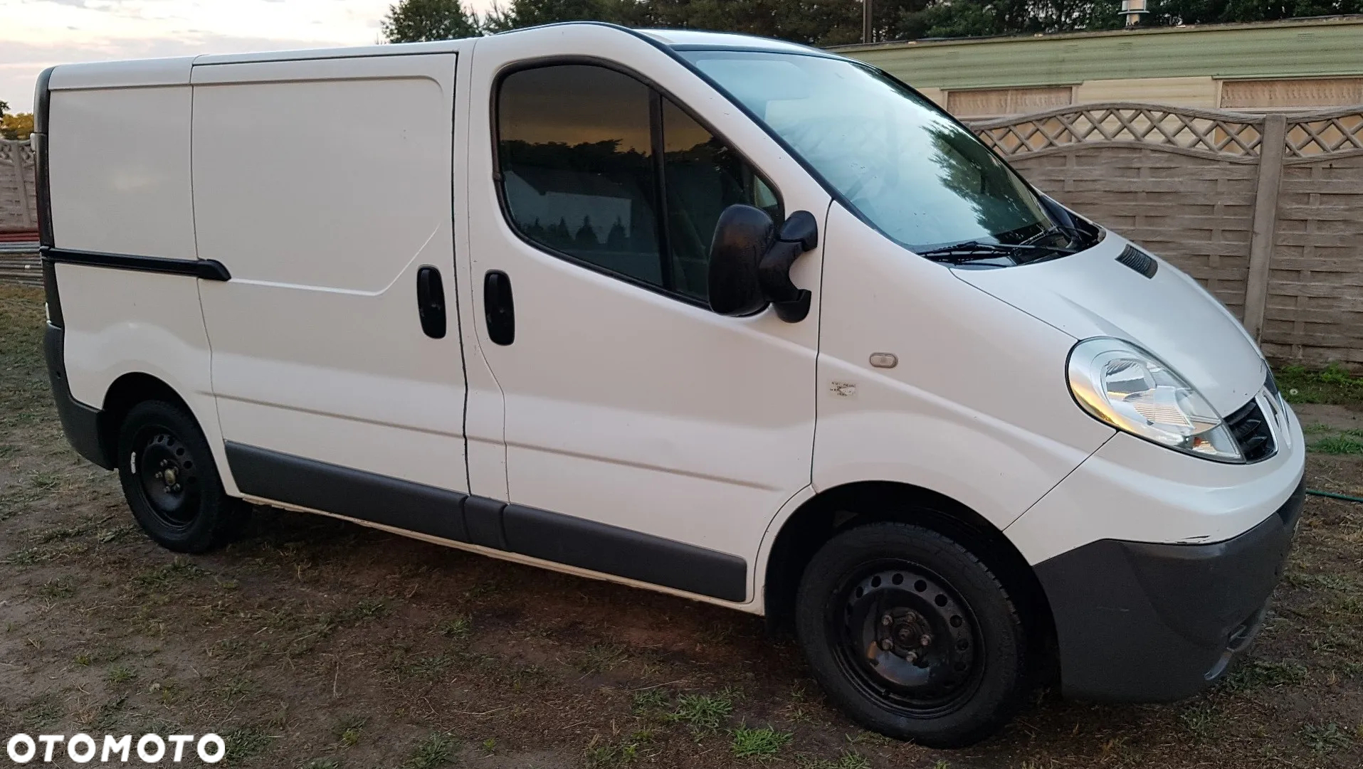 Renault Trafic - 2