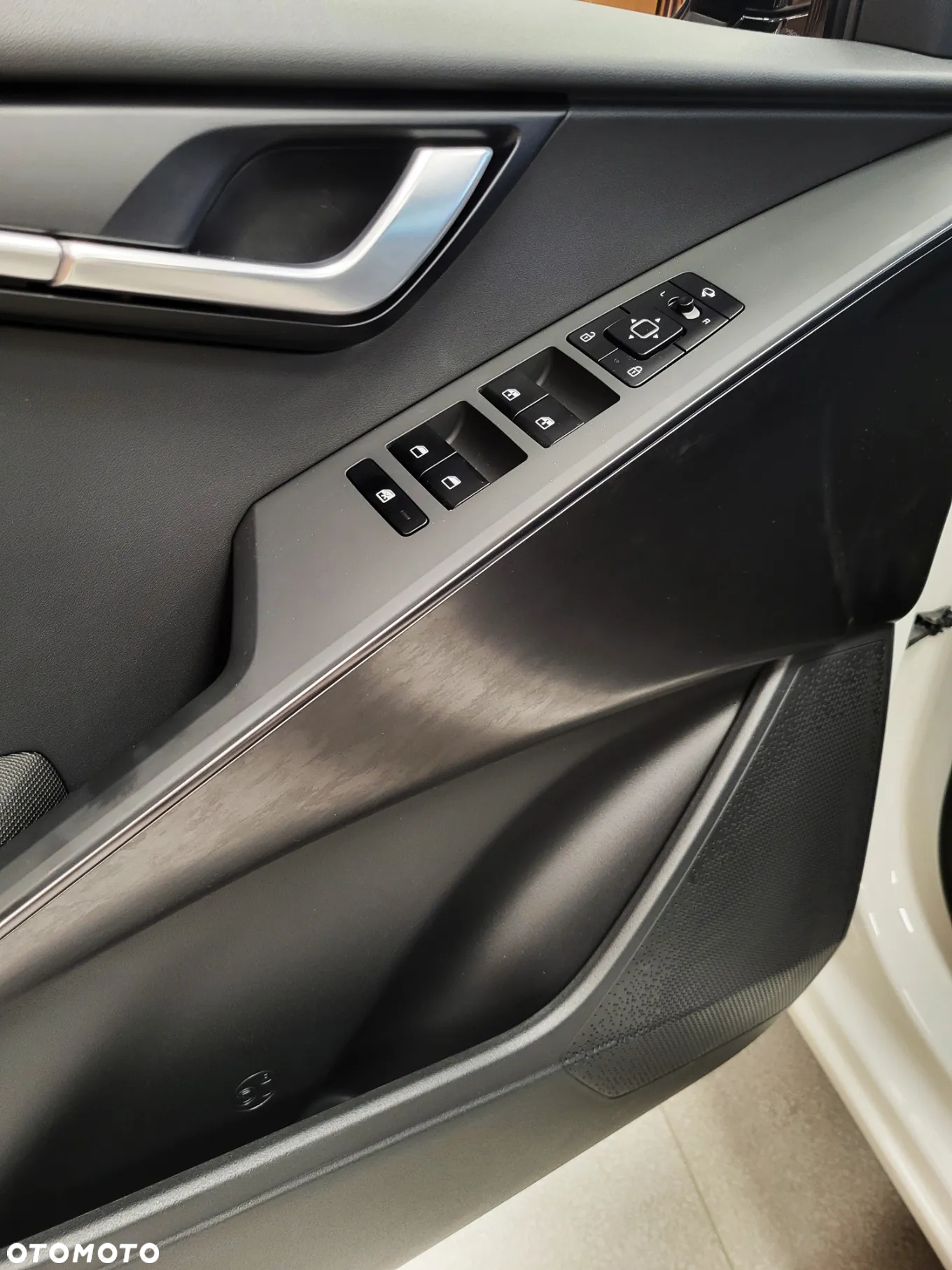 Kia Niro 1.6 GDI Hybrid L - 8