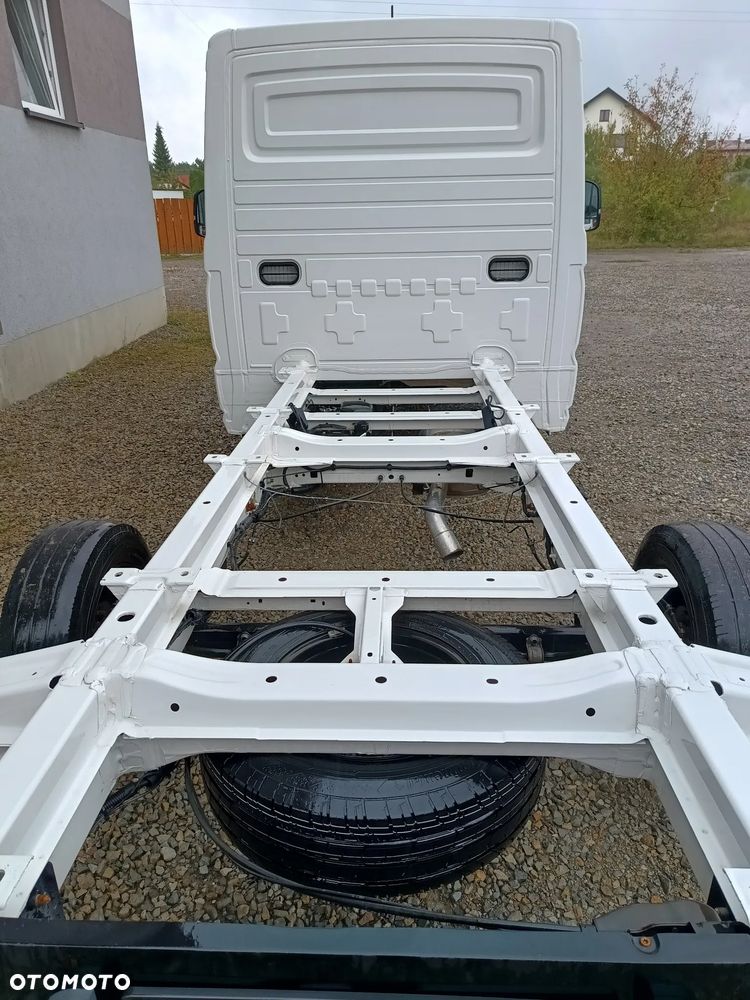 Volkswagen CRAFTER 2,0tdi 140KM Nowy model - 5