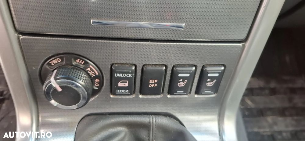 Nissan Navara 2.5 dCi DPF 4X4 Double Cab SE - 7