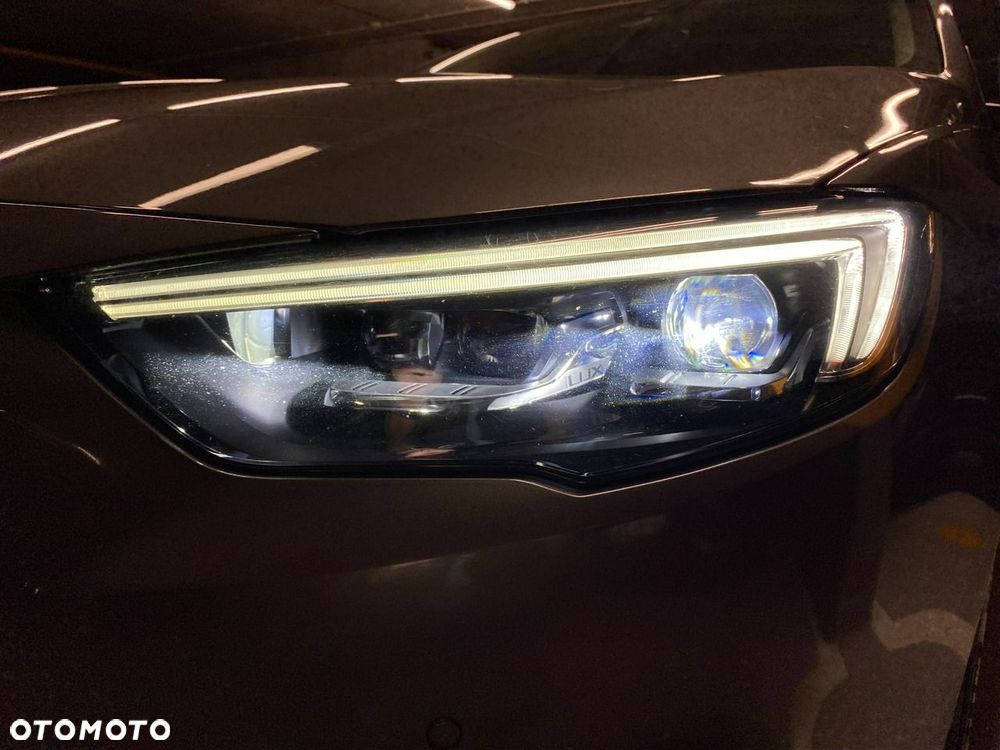 Opel Insignia - 10