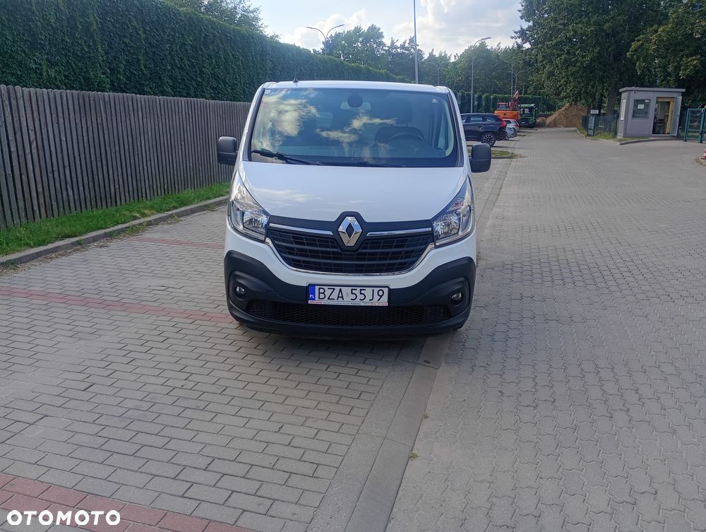 Renault TRAFIC - 2