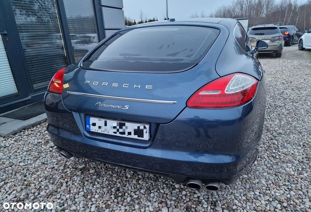 Porsche Panamera - 9