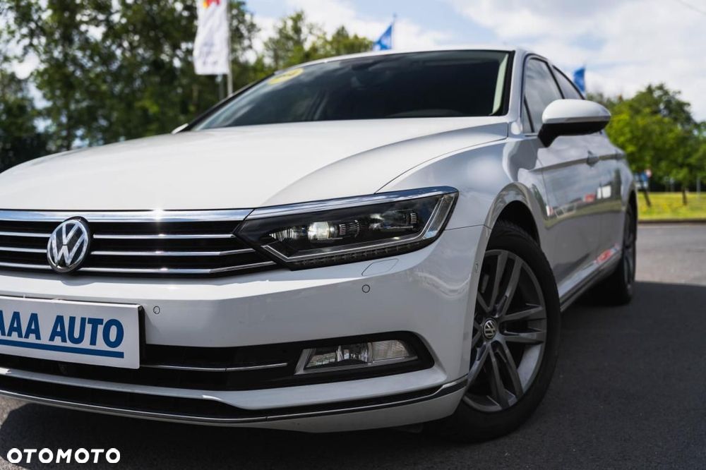 Volkswagen Passat - 9