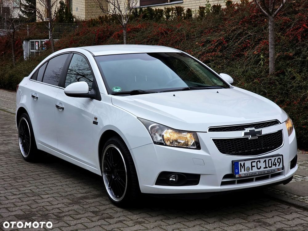 Chevrolet Cruze 1.8 LTZ+ - 1
