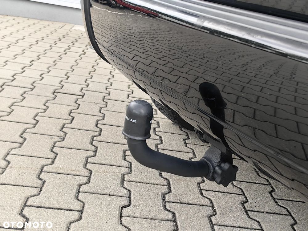 Hyundai Tucson 2.0 Comfort 2WD - 32