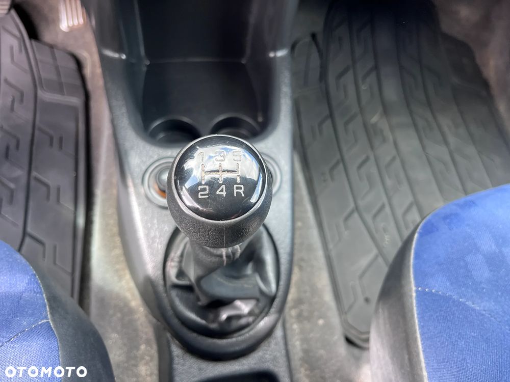 Peugeot PARTNER - 23