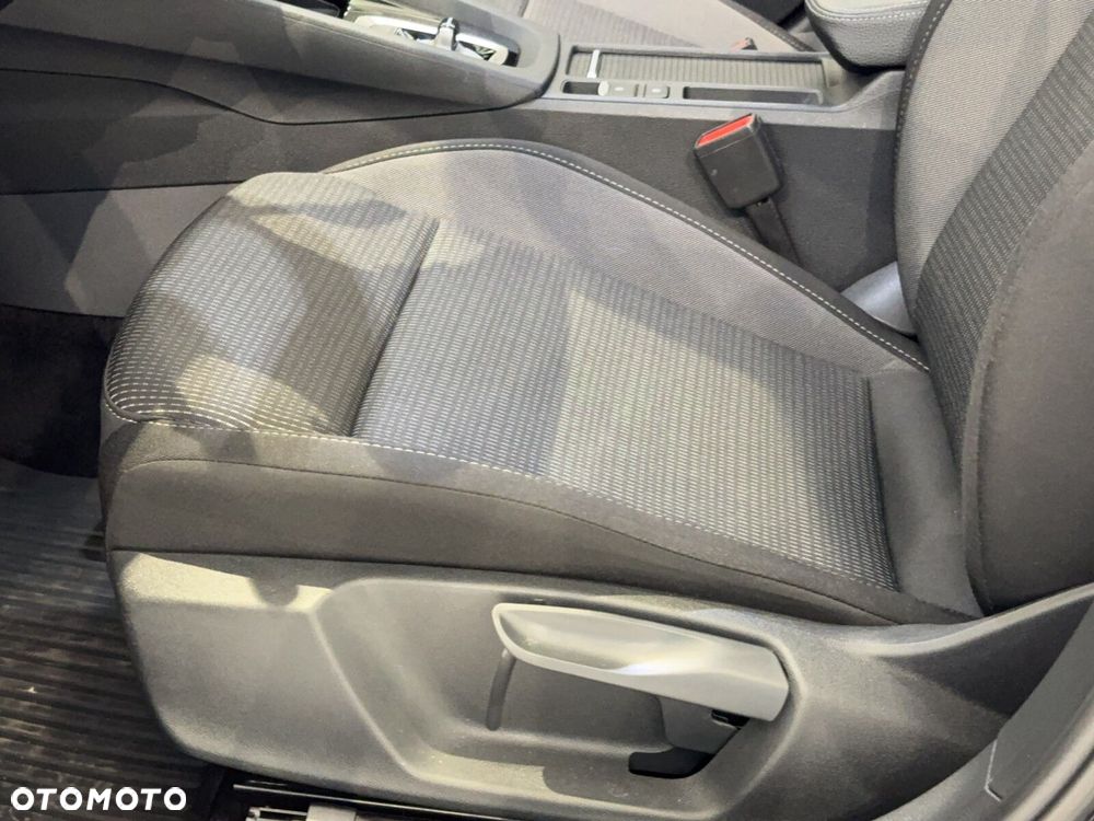 Skoda Octavia 2.0 TDI Selection DSG - 22